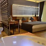 Sherwood Blue - Adults Only Complex 5*