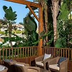Θέρετρο Sherwood Blue - Adults Only Μπέλεκ